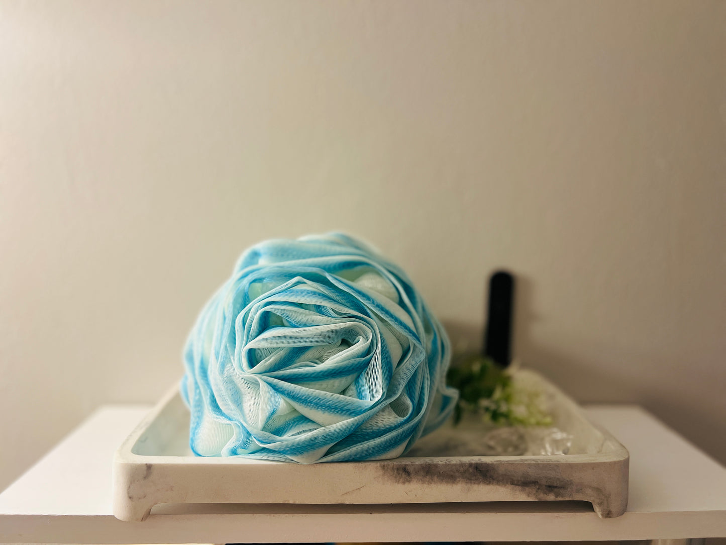 Rose Lather Pouf