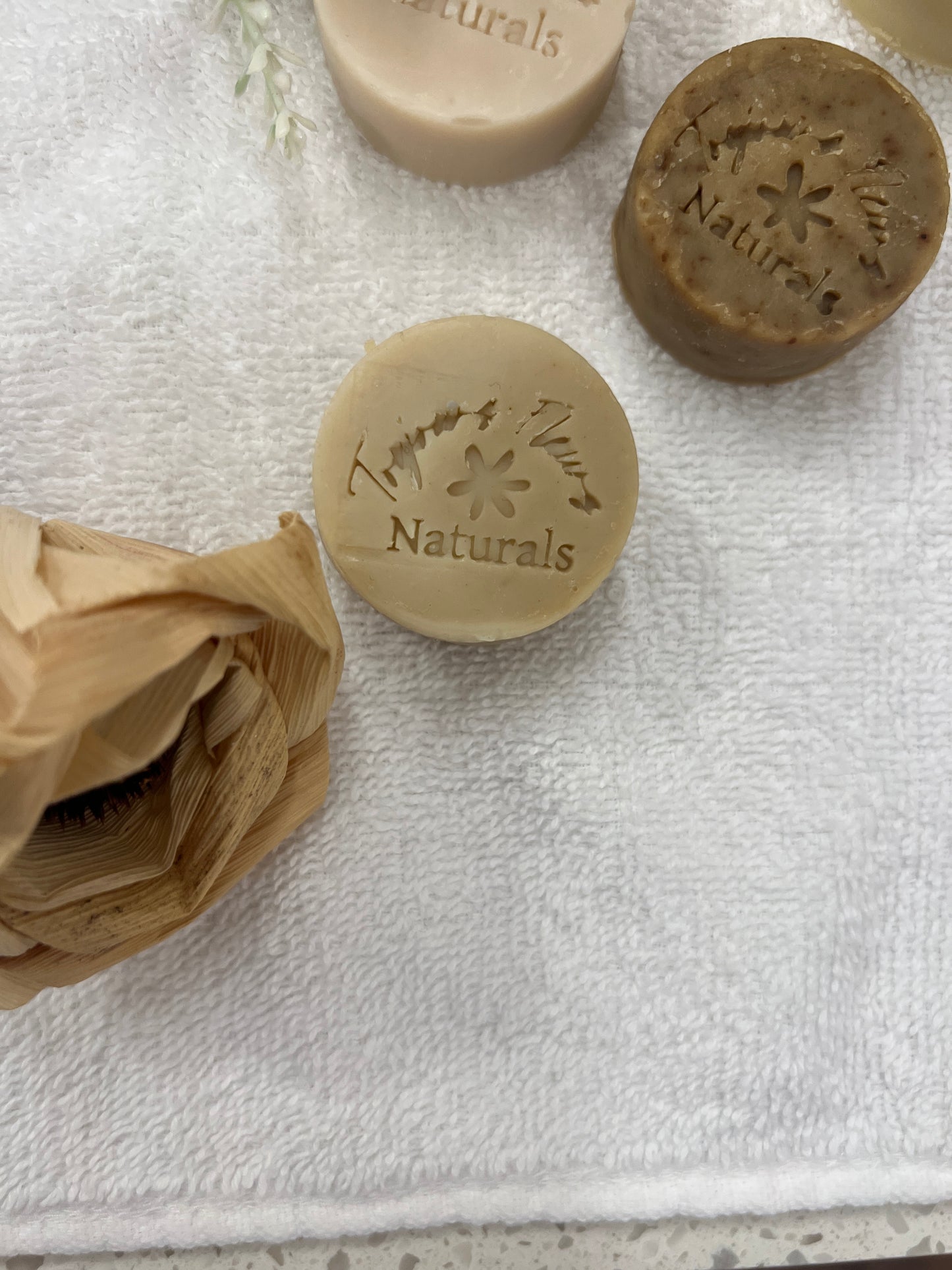 Travel Beauty Bar